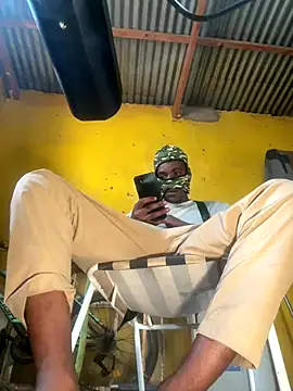 Maskman941 online show from October 2025 01:58:01 PM