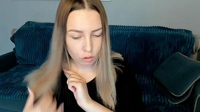 Snapshot of Mia_shy1 chatting on January 2025 10:53:02 AM Mia shy1 online show from January 2025 10:53:02 AM