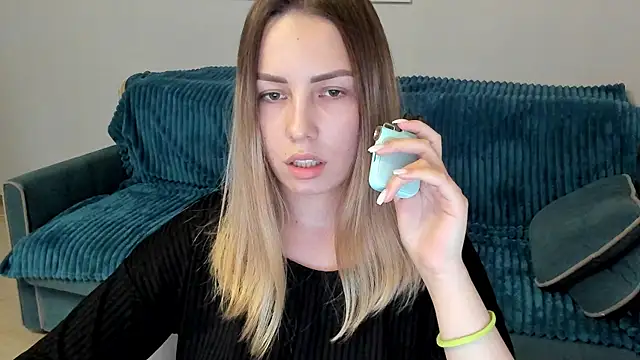 Snapshot of Mia_shy1 chatting on February 2025 01:41:02 PM Mia shy1 online show from February 2025 01:41:02 PM