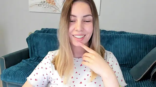 Snapshot of Mia_shy1 chatting on February 2025 11:44:02 AM Mia shy1 online show from February 2025 11:44:02 AM