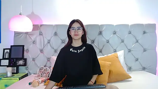 MelodyMansson online show from February 2025 01:55:02 PM