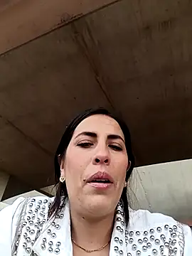 Lena-32 online show from December 2025 08:25:02 PM