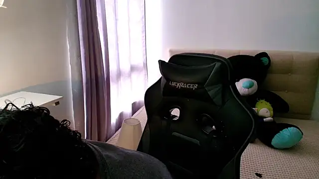 Snapshot of _nickconnor01 chatting on December 2024 09:15:01 PM nickconnor01 online show from December 2024 09:15:01 PM