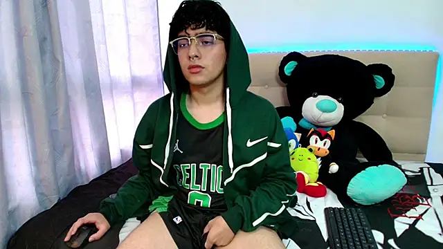 Snapshot of _nickconnor01 chatting on December 2024 10:04:02 PM nickconnor01 online show from December 2024 10:04:02 PM