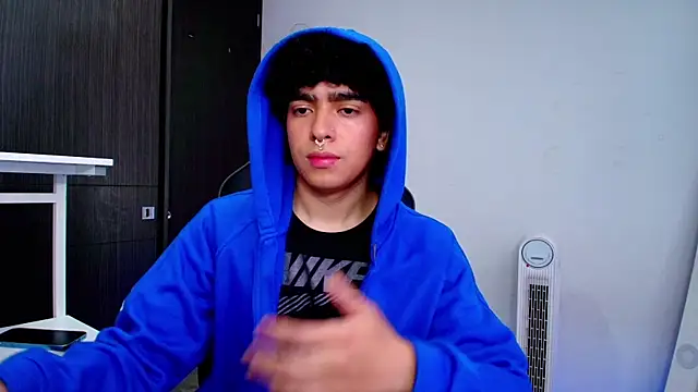 Snapshot of _nickconnor01 chatting on January 2025 05:58:02 PM nickconnor01 online show from January 2025 05:58:02 PM