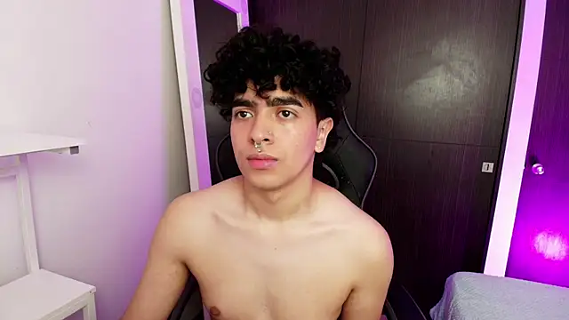 Snapshot of _nickconnor01 chatting on February 2025 08:45:01 PM nickconnor01 online show from February 2025 08:45:01 PM