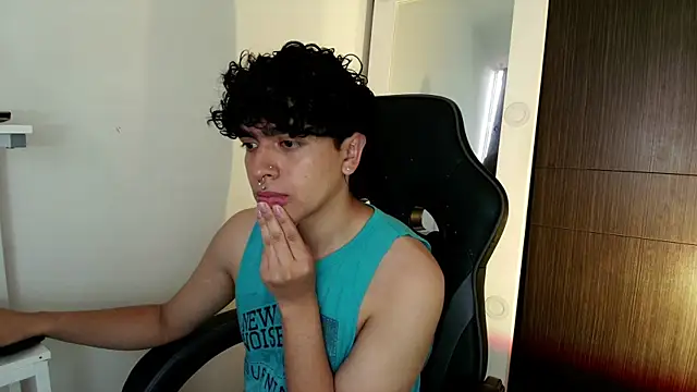 Snapshot of _nickconnor01 chatting on February 2025 08:54:02 PM nickconnor01 online show from February 2025 08:54:02 PM