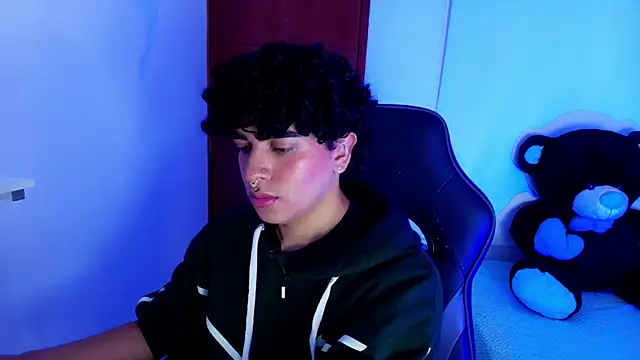 Snapshot of _nickconnor01 chatting on March 2025 09:35:01 PM nickconnor01 online show from March 2025 09:35:01 PM