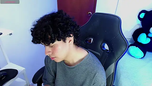 Snapshot of _nickconnor01 chatting on March 2025 08:37:02 PM nickconnor01 online show from March 2025 08:37:02 PM