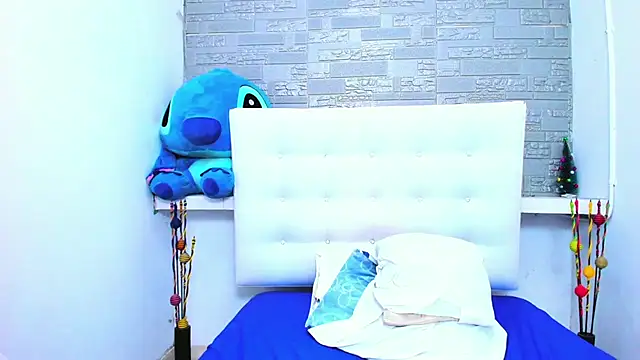 HorniestMilf online show from November 2025 09:03:02 PM