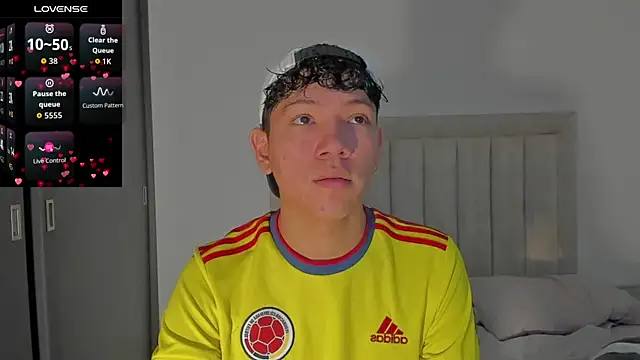 Snapshot of JulianRose_1 chatting on July 2026 11:58:02 AM JulianRose 1 online show from July 2026 11:58:02 AM