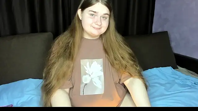 Snapshot of Aushpana chatting on November 2025 10:27:01 AM Aushpana online show from November 2025 10:27:01 AM