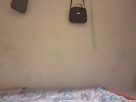 pritty-leila online show from September 2025 07:32:01 AM