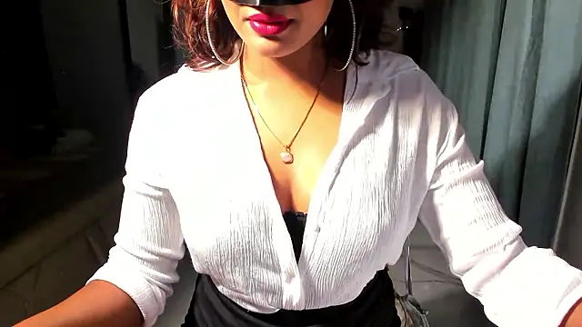 Bad Girl Kayra69 online show from January 2026 07:30:01 PM