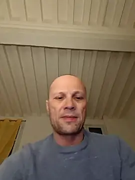 wedge75 online show from April 2026 02:47:02 PM