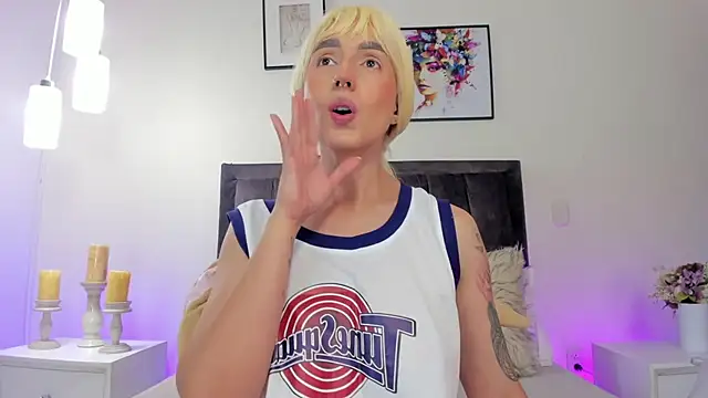 helen mooree online show from January 2026 01:16:02 PM