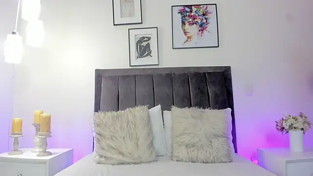 helen mooree online show from April 2026 12:56:01 PM