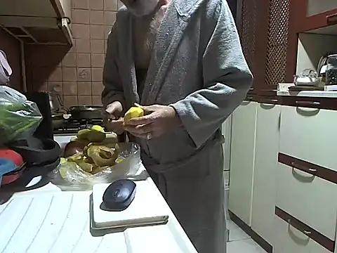 Snapshot of zormen355 chatting on December 2025 05:53:01 PM zormen355 online show from December 2025 05:53:01 PM