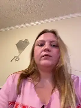 PhatAssBlond online show from October 2025 04:08:02 PM