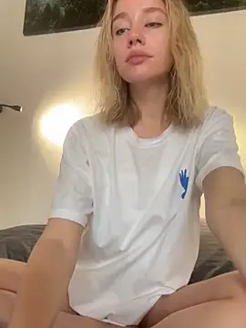 SSSATIVA model online show from March 2025 06:16:01 AM