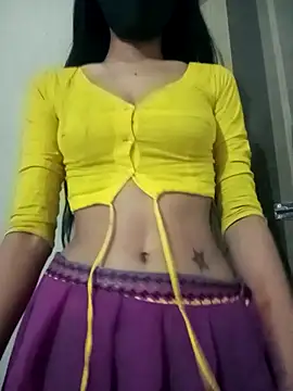 Raya-Moni online show from December 2025 03:08:01 PM