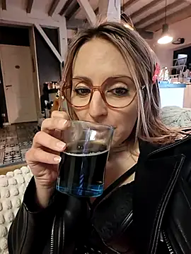 Jade Emeraud online show from March 2025 10:10:02 PM