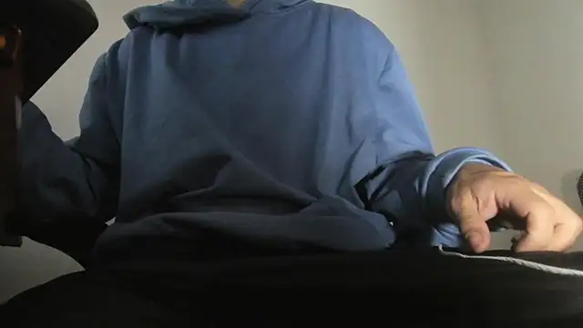 s sven03 online show from October 2025 12:11:02 AM