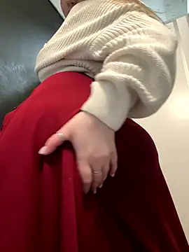 PumaShyXD online show from November 2025 11:10:02 AM