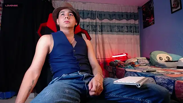 Snapshot of mexican_cum chatting on May 2026 01:44:02 AM mexican cum online show from May 2026 01:44:02 AM