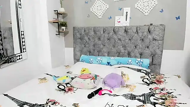 Snapshot of Alejandra_evanss chatting on December 2024 02:12:02 AM Alejandra evanss online show from December 2024 02:12:02 AM