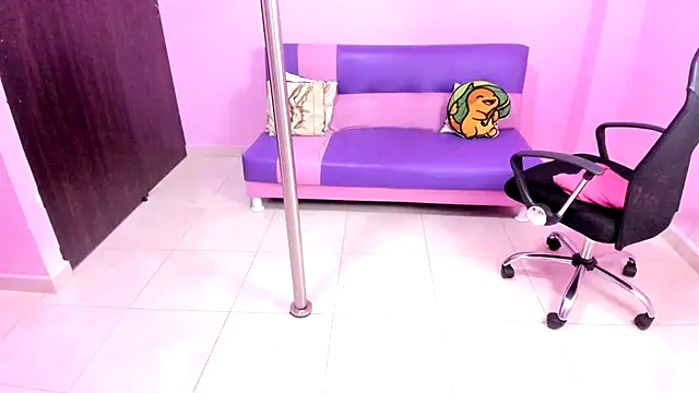 mature dirty squirt online show from September 2025 12:38:02 PM