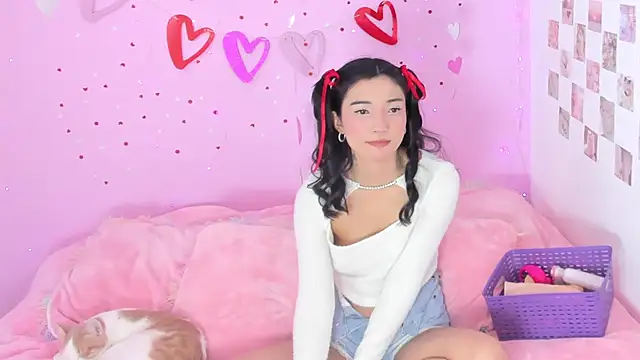 MIDORI BACK 01 online show from February 2025 09:32:01 PM