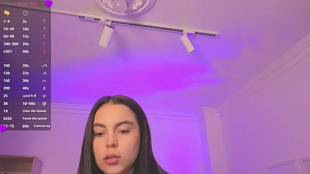 Snapshot of Aleejaa__ chatting on June 2026 11:37:02 AM Aleejaa online show from June 2026 11:37:02 AM
