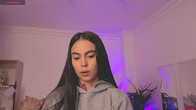 Snapshot of Aleejaa__ chatting on June 2026 11:31:01 AM Aleejaa online show from June 2026 11:31:01 AM