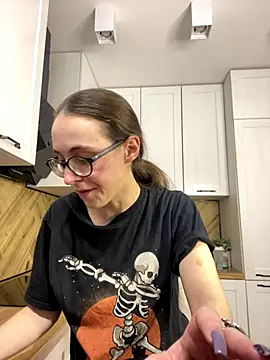 MartiniiSelenna online show from November 2025 06:58:02 AM