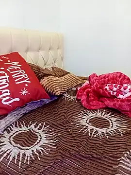 Snapshot of silina-25 chatting on November 2025 05:03:02 PM silina-25 online show from November 2025 05:03:02 PM