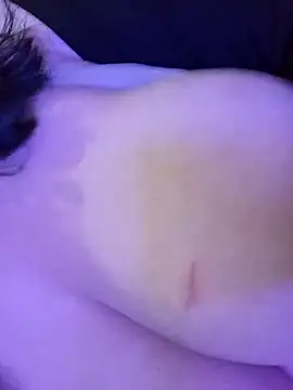 Snapshot of silina-25 chatting on February 2026 12:44:02 AM silina-25 online show from February 2026 12:44:02 AM