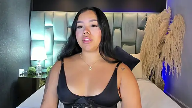 MarianaGarciaa   online show from April 2026 07:21:02 PM