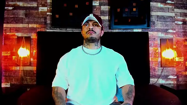 Van Velckan online show from February 2025 04:03:02 AM