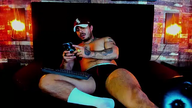 Van Velckan online show from February 2025 07:09:01 AM