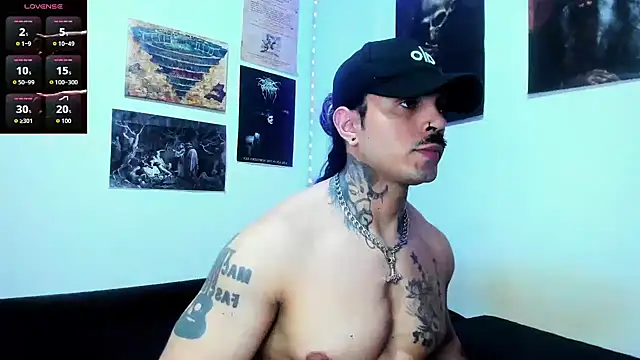 Snapshot of Van_Velckan chatting on February 2026 03:29:02 AM Van Velckan online show from February 2026 03:29:02 AM