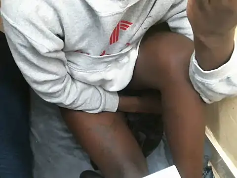 centzSexy online show from April 2026 08:04:02 AM