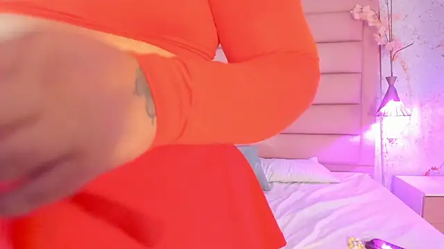 sabrinamilani online show from December 2025 03:11:02 AM