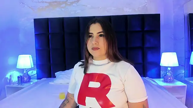 sabrinamilani online show from February 2026 07:39:02 PM