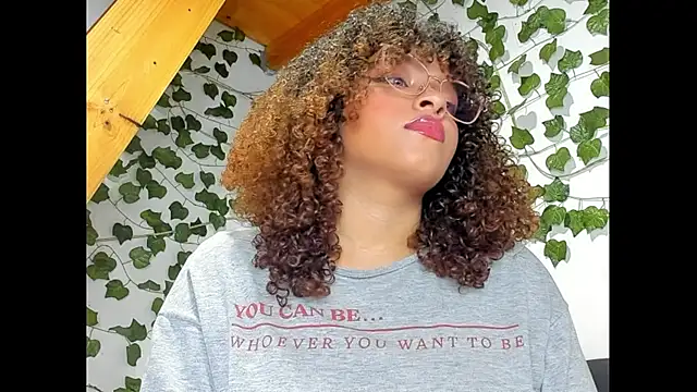 Snapshot of Ada_gales_ chatting on March 2025 02:59:01 AM Ada gales online show from March 2025 02:59:01 AM