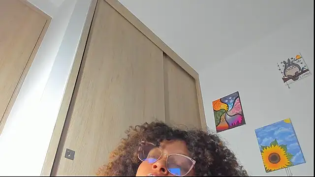 Snapshot of Ada_gales_ chatting on September 2025 02:48:02 AM Ada gales online show from September 2025 02:48:02 AM