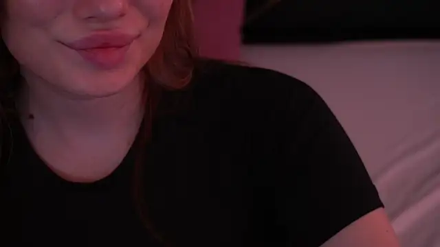 IceDanielles online show from September 2025 01:24:01 PM