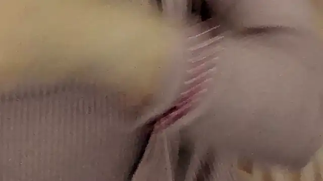 IceDanielles online show from September 2025 12:41:01 PM