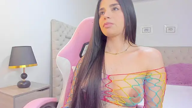 carlaperez  online show from October 2025 10:43:02 PM