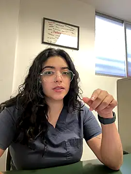 Snapshot of Ales_Kitten chatting on October 2025 02:23:02 PM Ales Kitten online show from October 2025 02:23:02 PM